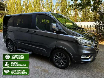 Usata Ford Transit Custom Titanium 131 CV (96 kW) 2022 Grigio Monovolume