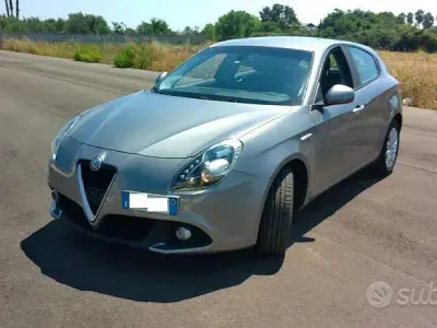 Usata Alfa Romeo Giulietta Business 120 CV (88 kW) 2016 Utilitaria
