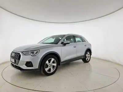 Usata Audi Q3 Advanced 150 CV (110 kW) 2019 Argento fioretto metallizzato SUV