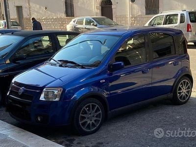 Usata Fiat Panda 100 CV (73 kW) 2006 Blu Berlina