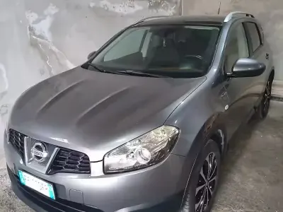 Usata Nissan Qashqai 110 CV (80 kW) 2013 Grigio SUV