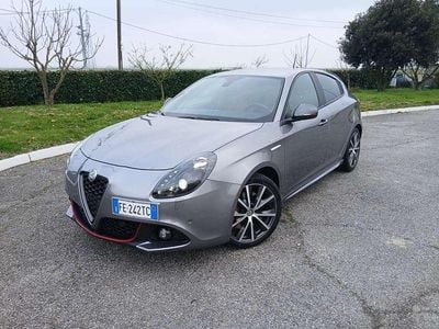 Usata Alfa Romeo Giulietta Quadrifoglio Verde 241 CV (177 kW) 2016 Utilitaria