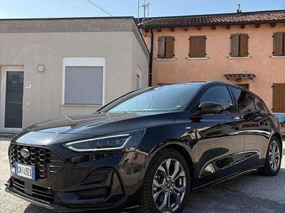 Usata Ford Focus ST-Line 125 CV (91 kW) 2023 Nero Berlina