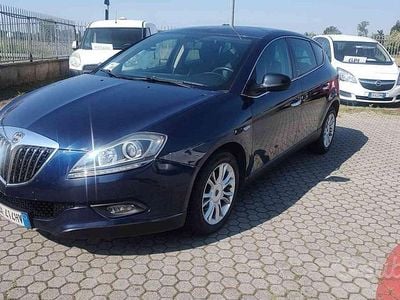 Usado Lancia Delta 120 CV (88 kW) 2009 Azul Utilitario