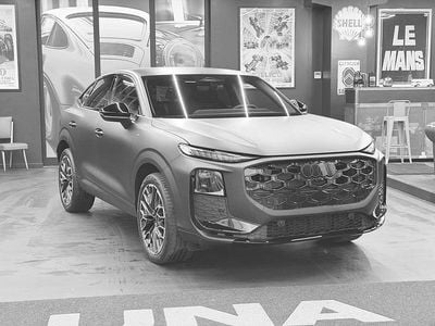 Nuova Audi Q3 Sportback S-Line 150 CV (110 kW) 2026 Verde salvia metallizzato SUV