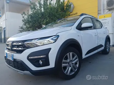 Usata Dacia Sandero Expression 91 CV (66 kW) 2022 Bianco Utilitaria
