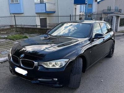 Usata BMW 318 143 CV (105 kW) 2012 Nero Station wagon
