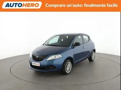 Usata Lancia Ypsilon S 69 CV (50 kW) 2024 Blu Utilitaria