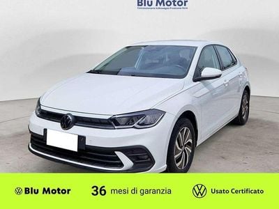 Usata VW Polo Life 95 CV (69 kW) 2023 Pure white Utilitaria