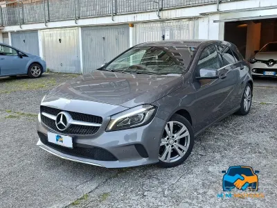 Usata Mercedes A200 136 CV (100 kW) 2017 Grigio Berlina