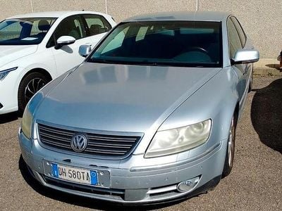 Begagnad VW Phaeton 2007 Grå Sedan