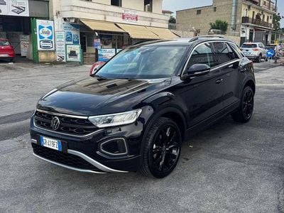 Usata VW T-Roc Sportline 116 CV (85 kW) 2023 Nero SUV