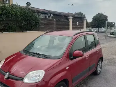 Usata Fiat Panda 69 CV (50 kW) 2012 Rosso Utilitaria