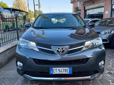 Occasion Toyota RAV4 Style 124 ch (91 kW) 2014 Gris SUV
