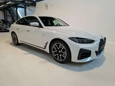 Usata BMW 420 Coupé M Sport 190 CV (139 kW) 2024 Bianco Coupé