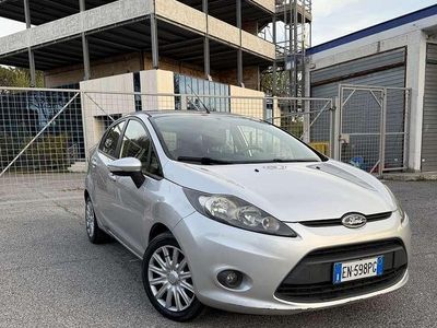 Usata Ford Fiesta Titanium 82 CV (60 kW) 2012 Utilitaria