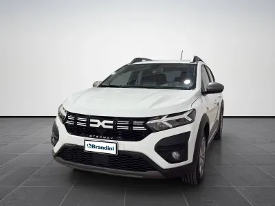Usado Dacia Sandero Expression 101 CV (74 kW) 2023 Blanco Berlina
