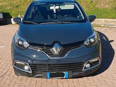 Usata Renault Captur 90 CV (66 kW) 2017 Blu SUV