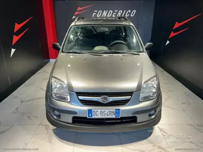 Second-hand Suzuki Ignis GL 99 CP (72 kW) 2007 Gri Hatchback