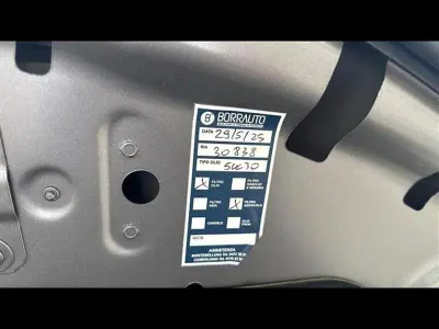Usata Renault Captur Techno 91 CV (66 kW) 2024 Grigio SUV