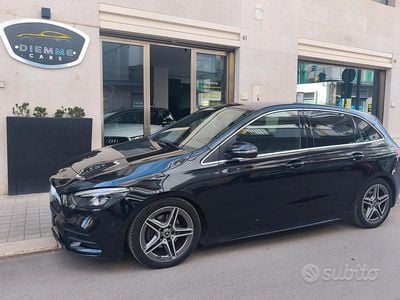 Usata Mercedes B180 Premium 116 CV (85 kW) 2019 Nero Monovolume