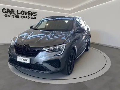 Usata Renault Arkana Engineered 143 CV (105 kW) 2023 Kad grigio grafite SUV