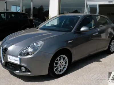 Usata Alfa Romeo Giulietta 120 CV (88 kW) 2017 Grigio Utilitaria