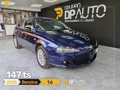Usata Alfa Romeo 147 Distinctive 120 CV (88 kW) 2005 Blu Utilitaria