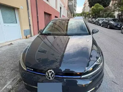 Usata VW Golf VII Business 110 CV (80 kW) 2017 Berlina