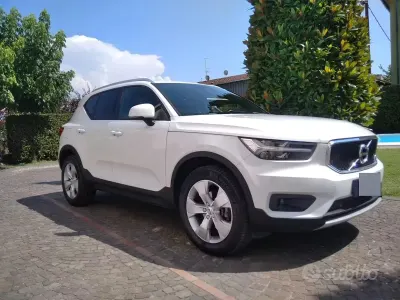 Usata Volvo XC40 163 CV (119 kW) 2019 Bianco SUV