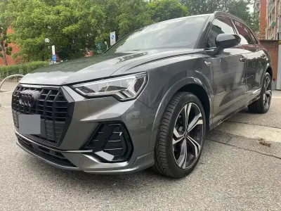 Usata Audi Q3 Comfort 150 CV (110 kW) 2023 Grigio SUV