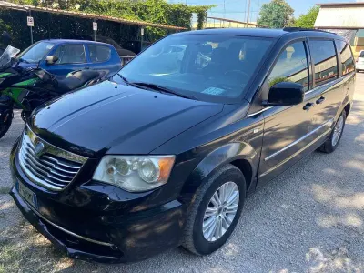 Usata Lancia Voyager Platinum 163 CV (119 kW) 2013 Monovolume