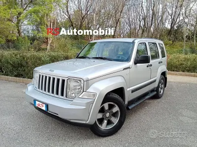 Second-hand Jeep Cherokee