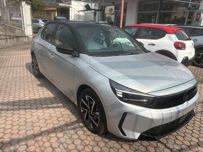 Usata Opel Corsa 101 CV (74 kW) 2025 Argento Utilitaria
