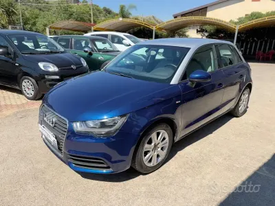 Usata Audi A1 90 CV (66 kW) 2012 Blu Utilitaria