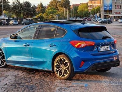 Blu/azzurro Usata 2018 Ford Focus ST-Line Berlina | 14.900 € (Cara)