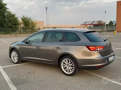 Usata Seat Leon 105 CV (77 kW) 2014 Marrone Station wagon