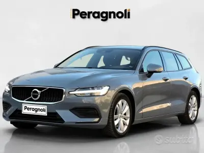 Usata Volvo V60 Business Edition 197 CV (144 kW) 2021 Grigio Station wagon