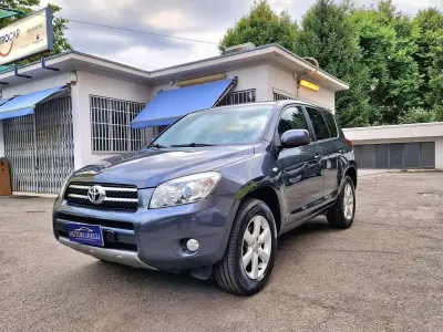 Usata Toyota RAV4 Sol 152 CV (111 kW) 2008 Grigio SUV