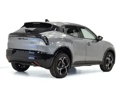 Nuova Alfa Romeo GT Junior Sprint 136 CV (100 kW) 2026 Grigio SUV