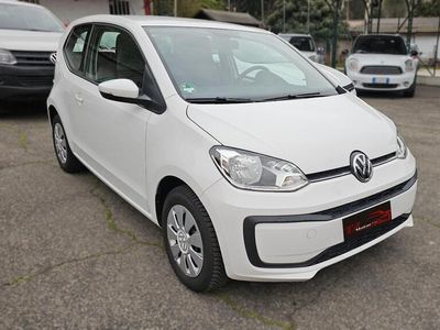 usata VW up! - 2018 ok neo patentati