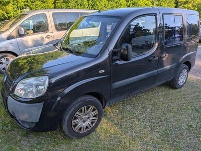 Begagnad Fiat Doblò Active 103 HK (75 kW) 2006 Svart Minibuss
