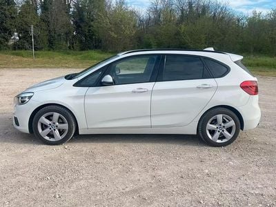 Usata BMW 218 150 CV (110 kW) 2016 Bianco Monovolume