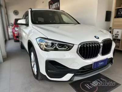 Usata BMW X1 Efficient Dynamics 150 CV (110 kW) 2021 Bianco SUV