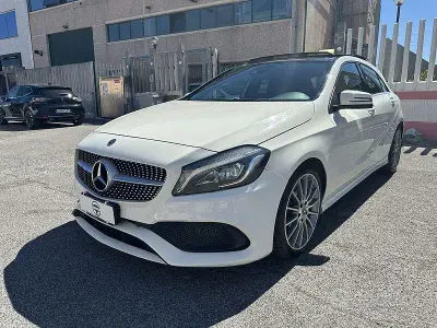 Usata Mercedes A200 Premium 136 CV (100 kW) 2017 Bianco Utilitaria