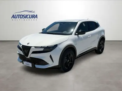 Nuova Alfa Romeo GT Junior Sprint 136 CV (100 kW) 2026 Bianco SUV