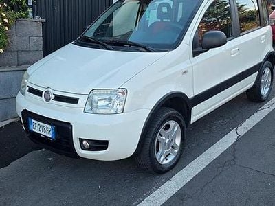 Bianco Usata 2010 Fiat Panda 4x4 Utilitaria | 7500 € (Buon prezzo)