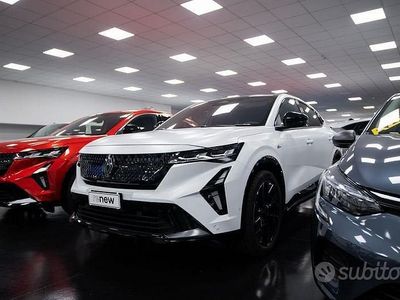 Usata Renault Rafale Esprit Alpine 199 CV (146 kW) 2024 Bianco SUV