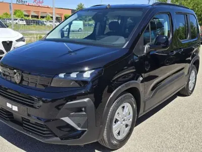 Nouvelle Peugeot Rifter Allure 101 ch (74 kW) 2026 Noir Monospace
