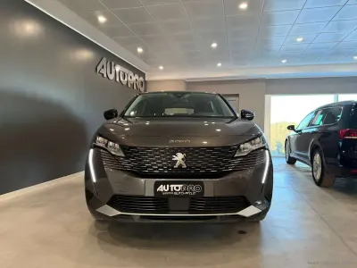 Usata Peugeot 3008 Allure 131 CV (96 kW) 2022 Grigio SUV